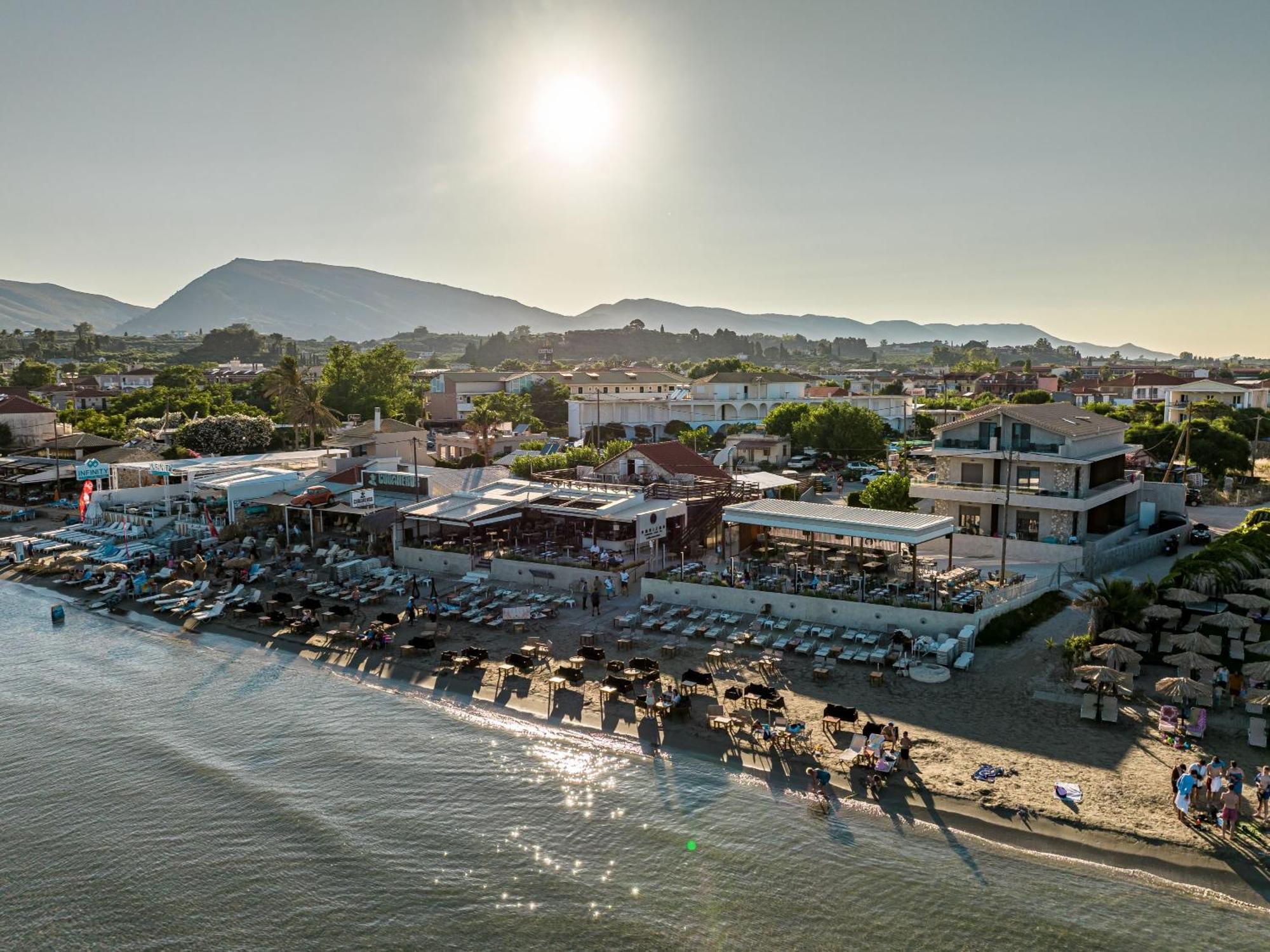 Horizon Apartments - Beachfront Luxury, By Zantewize Laganas Buitenkant foto