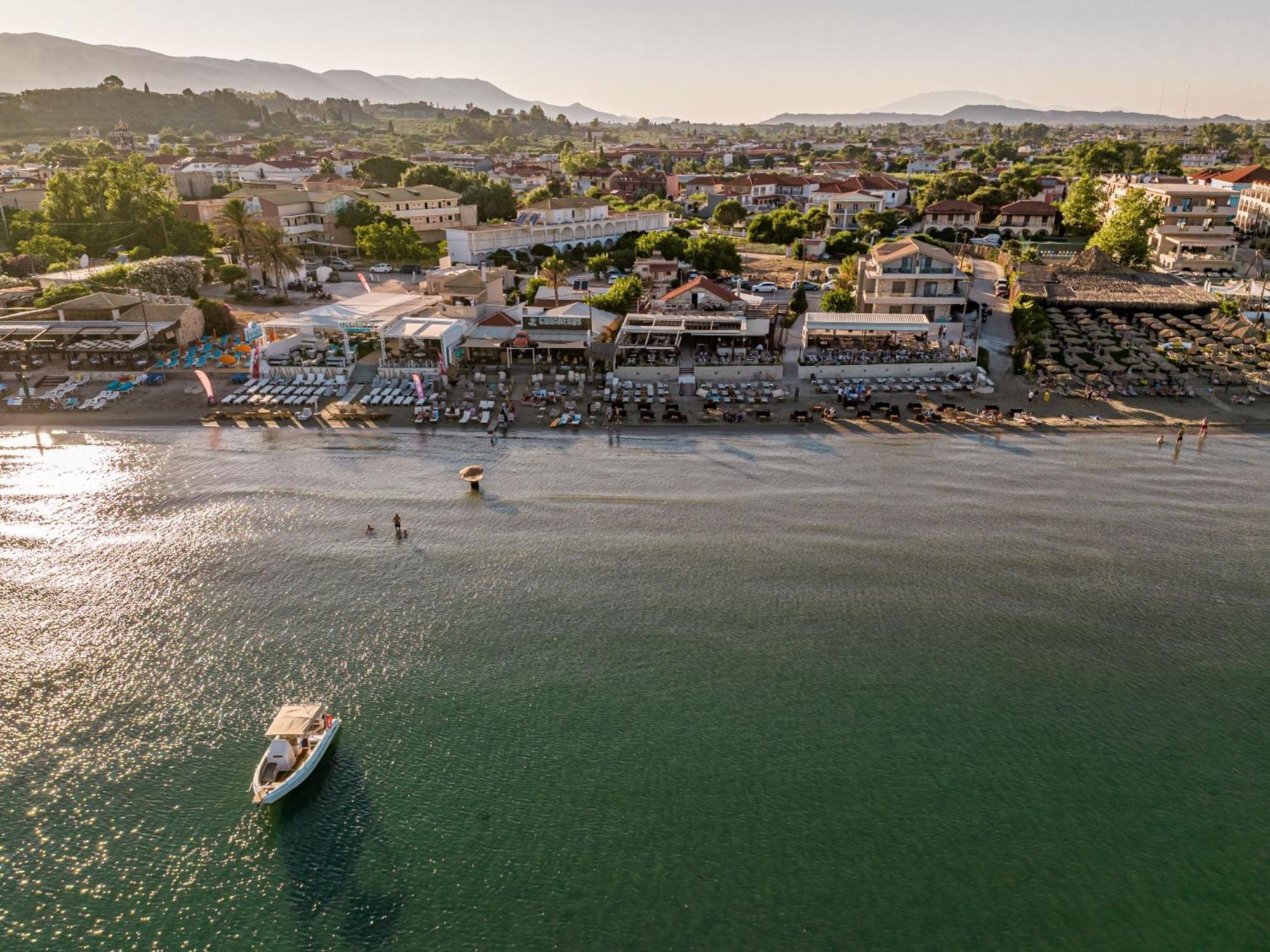 Horizon Apartments - Beachfront Luxury, By Zantewize Laganas Buitenkant foto